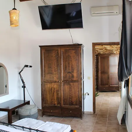 Villa Elia Woodstone